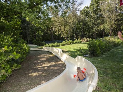 hu Montescudaio village - Camping Pise