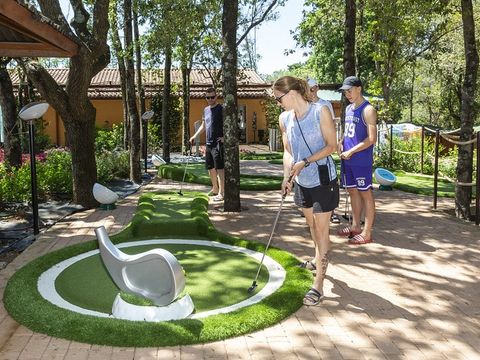 hu Montescudaio village - Camping Pise