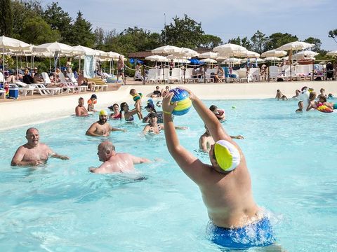hu Montescudaio village - Camping Pise