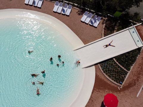 hu Montescudaio village - Camping Pise