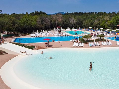 hu Montescudaio village - Camping Pise