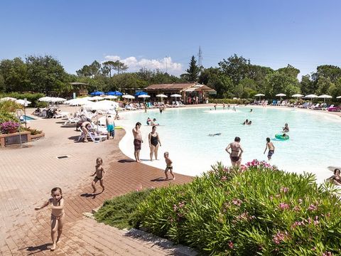 hu Montescudaio village - Camping Pise