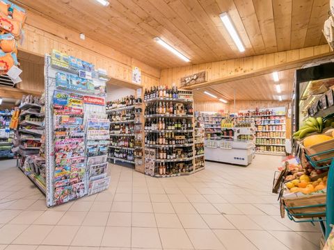 Yelloh! Village Les Bois Du Chatelas - Camping Drome