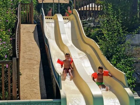 Camping Les Charmes - Camping Dordogne