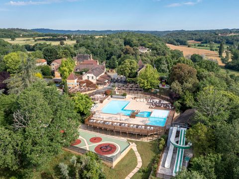 Camping Romanée - Les Grottes De Roffy - Camping Dordogne