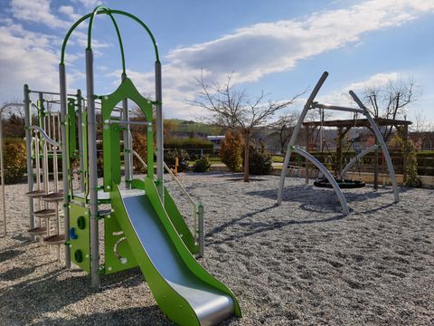 Camping Le Château - Camping Drome
