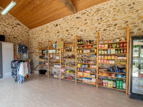 Camping Les Gorges Du Chambon - Ciela Village - Camping Charente