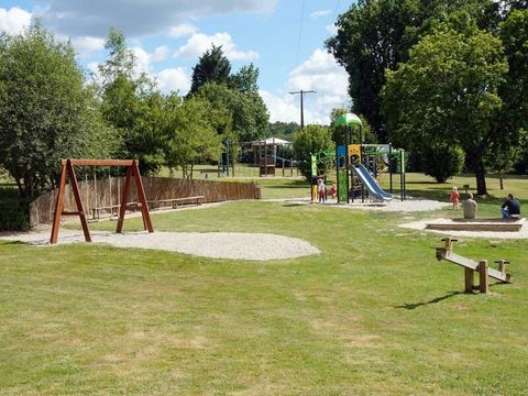 Camping Les Gorges Du Chambon - Ciela Village - Camping Charente