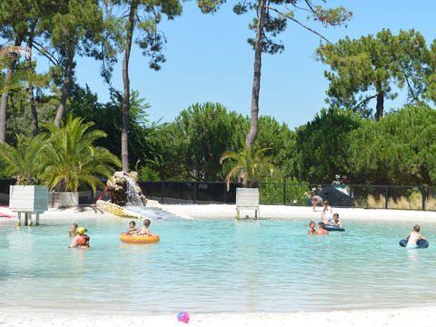 Camping Les Pins d'Oléron  - Camping Charente-Maritime