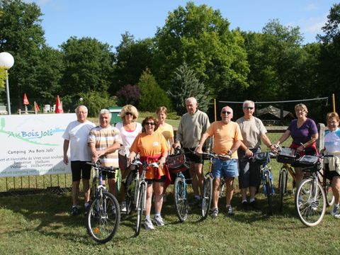 Camping Ushuaïa Villages Au Bois Joli - Camping Yonne