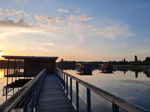 Camping La Tour Du Stock - Camping Moselle