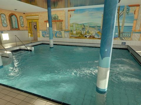Camping La Tour Du Stock - Camping Moselle