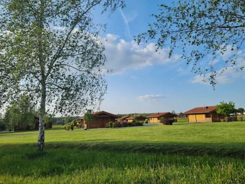 Camping La Tour Du Stock - Camping Moselle