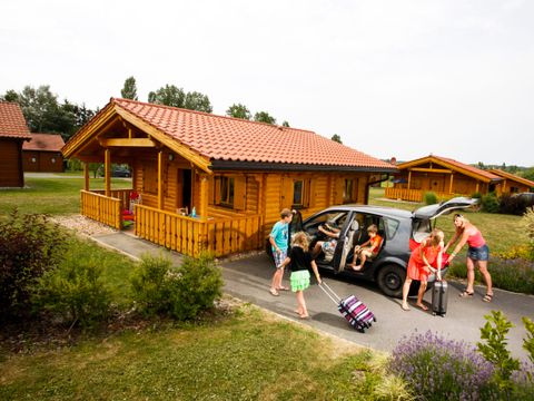 Camping La Tour Du Stock - Camping Moselle - Image N°2
