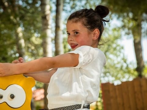 Camping Portes de Canigou - Camping Pyrénées-Orientales