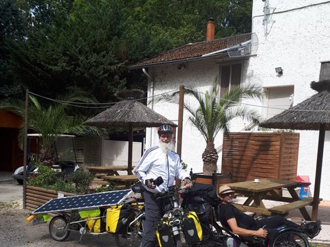 Camping Bois et Toilés - Camping Drome