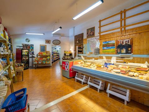 Camping Valle Gaia - Camping Pise
