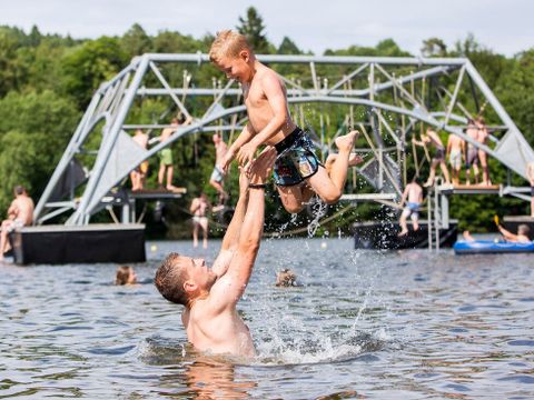 Roompot Eifelpark Kronenburger See - Camping Rhénanie du Nord-Westphalie