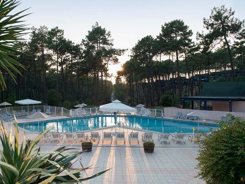 Club Les Cavales - Camping Gironde