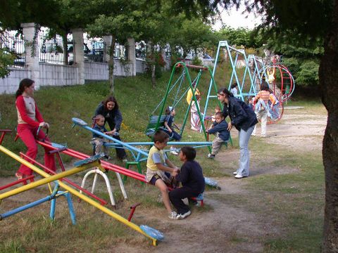 Complexo Turístico A Peneda -  Cámping Monterroso - Camping Lugo