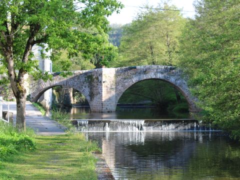 Camping Vert Lavande - Camping Aveyron