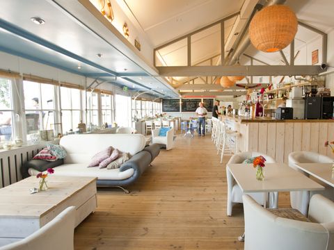 TopParken Recreatiepark Het Esmeer - Camping Zaltbommel - Image N°4