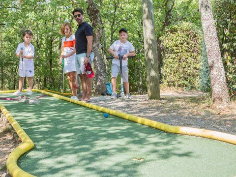Pierre & Vacances Village Le Rouret en Ardèche - Camping Ardèche