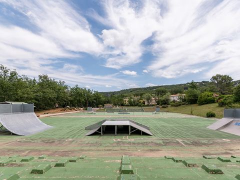 Pierre & Vacances Village Le Rouret en Ardèche - Camping Ardèche
