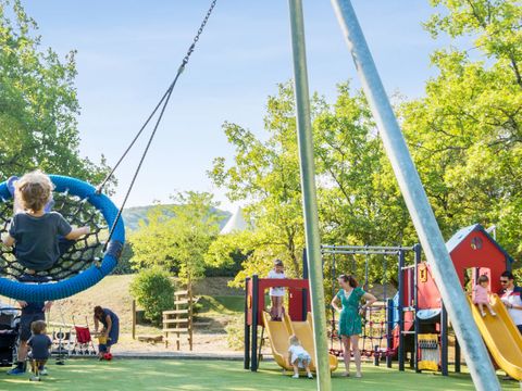 Pierre & Vacances Village Le Rouret en Ardèche - Camping Ardèche