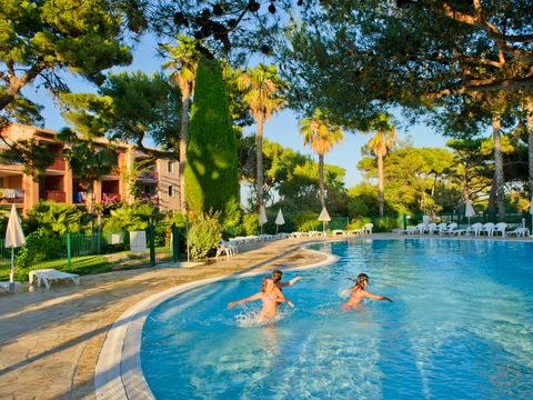 Pierre & Vacances Résidence La Pinède - Camping Var