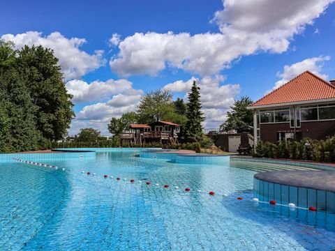 EuroParcs Marina Strandbad - Camping Bronckhorst - Image N°3