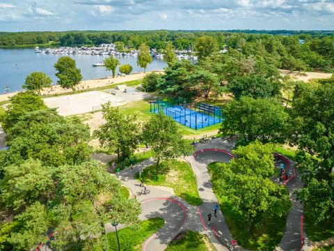 Landal Marina Resort Well - Camping Bergen - Image N°2