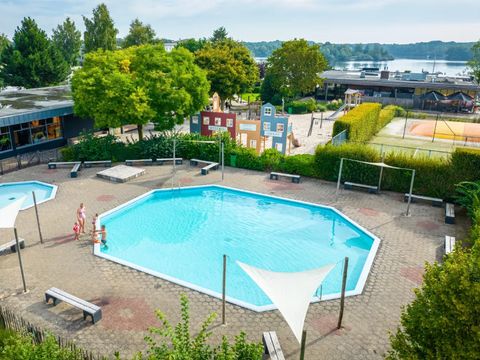 Landal Marina Resort Well - Camping Bergen - Image N°4