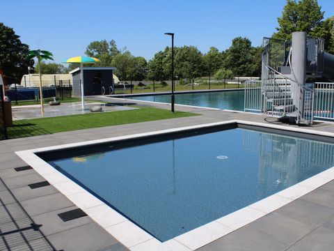 Recreatiepark Rhederlaagse Meren - Camping Zevenaar