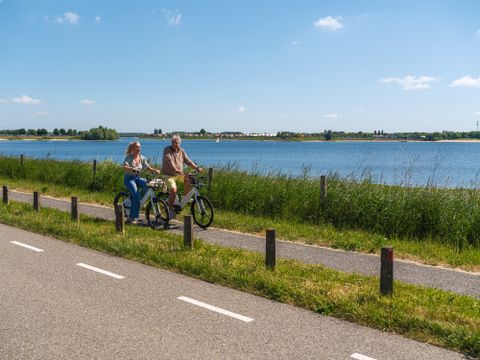 Recreatiepark Rhederlaagse Meren - Camping Zevenaar