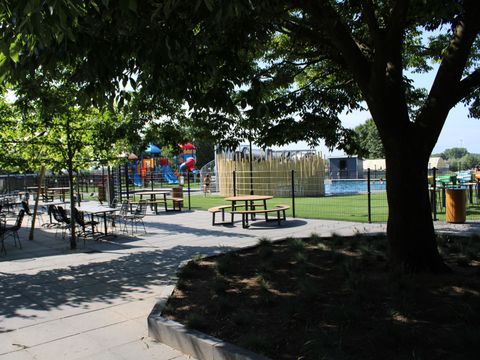 Recreatiepark Rhederlaagse Meren - Camping Zevenaar