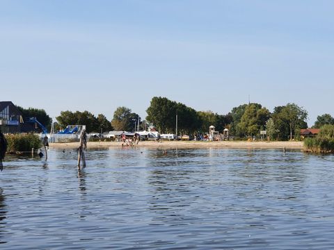 Waterhuisjes Heeg - Camping Südwest-Friesland