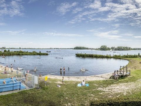 Waterhuisjes Heeg - Camping Südwest-Friesland