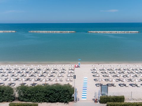 Le Mimose Family Resort - Camping Fermo