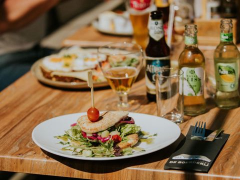 Vakantiehoeve Si-Es-An - Camping Hardenberg