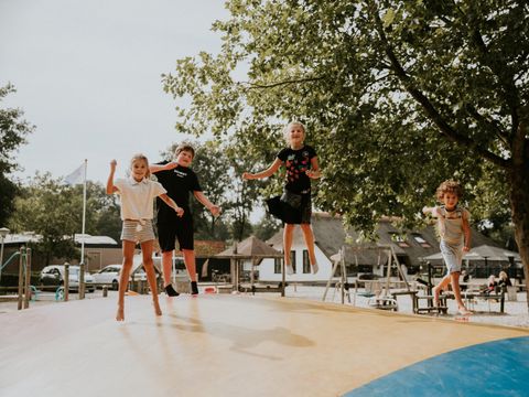 Vakantiehoeve Si-Es-An - Camping Hardenberg