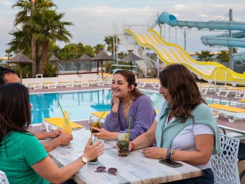 Tours Opérateurs et particuluers sur camping Le Lac des Rêves Funpass offert - Camping Hérault