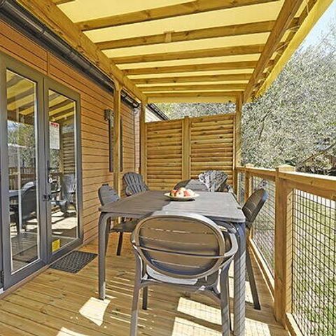 BUNGALOW 6 personnes - Mobil-home | Premium | 3 Ch. | 6 Pers. | Terrasse surélevée | 2 SDB | Clim.