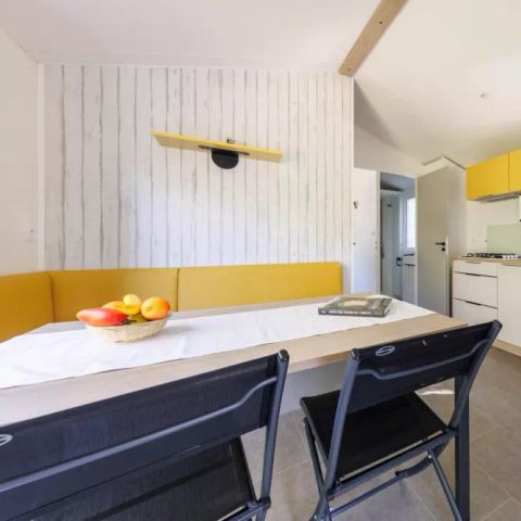 BUNGALOW 4 personnes - Mobil home Zen 3 Pièces 4 Personnes + TV