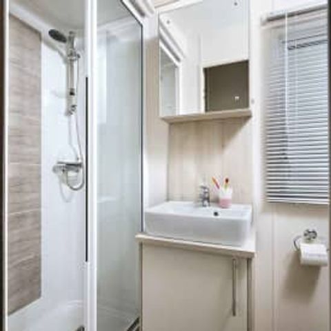 CHALET 6 personnes - Chalet Large 3 chambres avec terrasse (6 pers)