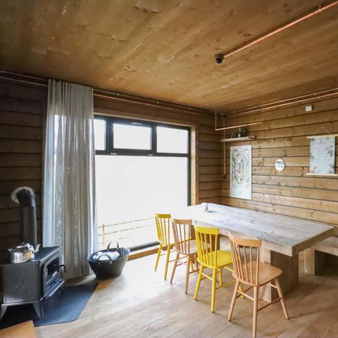 HÉBERGEMENT INSOLITE 8 personnes - Tiny house Shelter avec jaccuzi