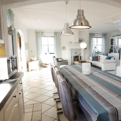 MAISON 6 personnes - Campagne 79