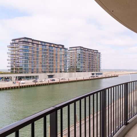 APPARTEMENT 4 personnes - Port Mistral