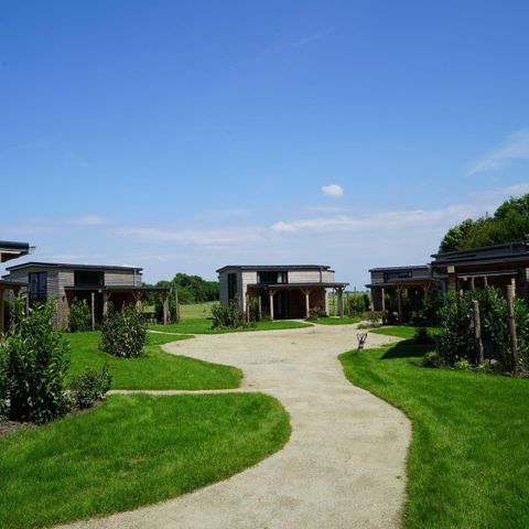 HÉBERGEMENT INSOLITE 4 personnes - Petite maison