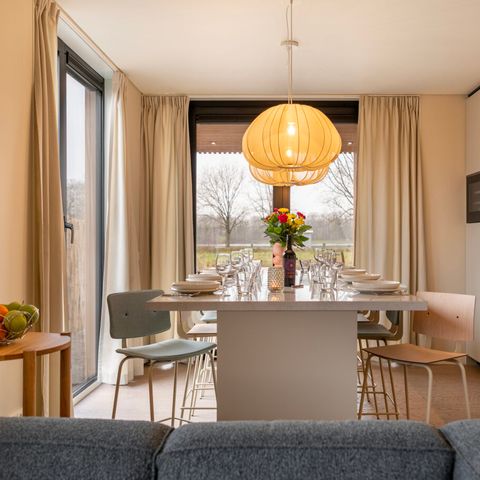 BUNGALOW 8 personnes - 8L